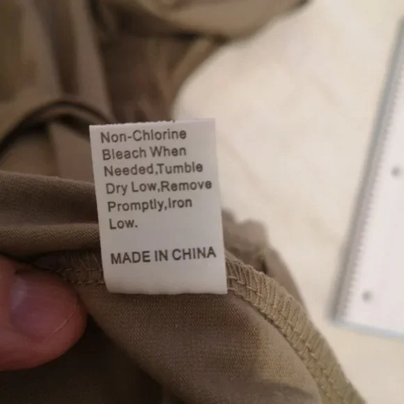 3/$20 SHEIN sleeveless hooded dress - Picture 4 of 7